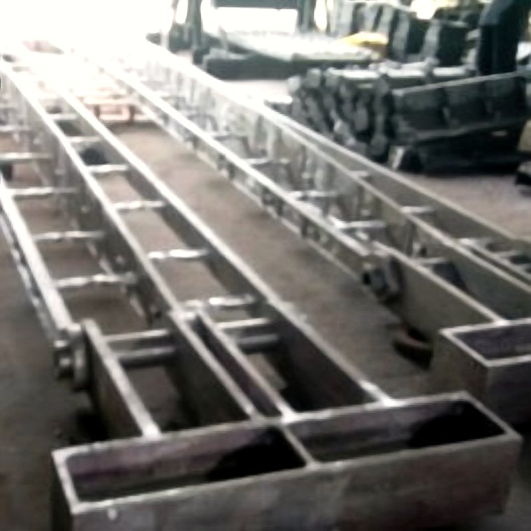 Cast manifold sections