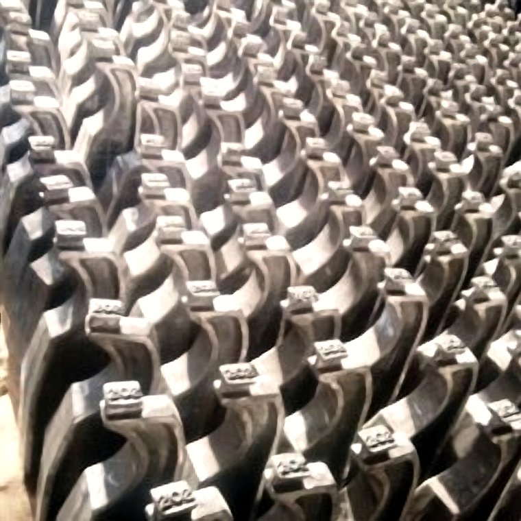 Cast tube hanger castings